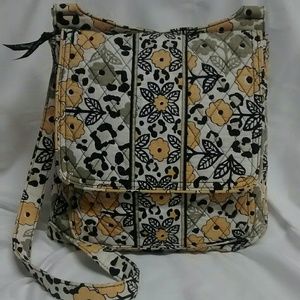 👜CUTE VERA BRADLEY COLORFUL PURSE👜